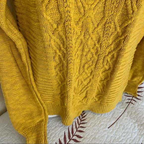 💜💜Mossimo Mustard Sweater YB - Picture 3 of 9